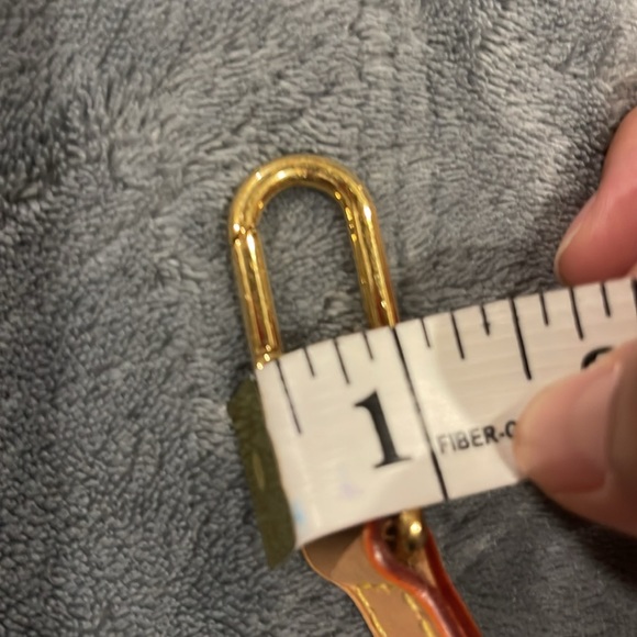 Authentic Louis  Vuitton Purse Strap. Like New. 3 feet - Picture 5 of 7